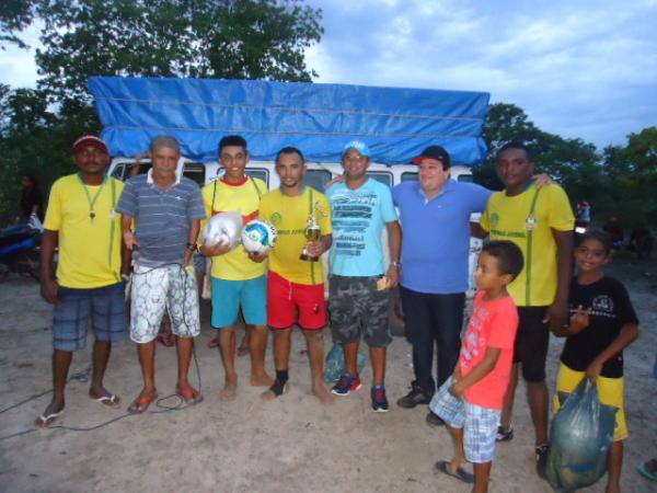 Tarde esportiva &eacute; realizada na comunidade Cabaceiros.(Imagem:FlorianoNews)