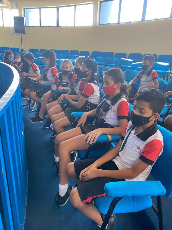 Alunos do Col&eacute;gio Impacto Kids visita a C&acirc;mara Municipal de Floriano(Imagem:Col&eacute;gio Impacto Kids)