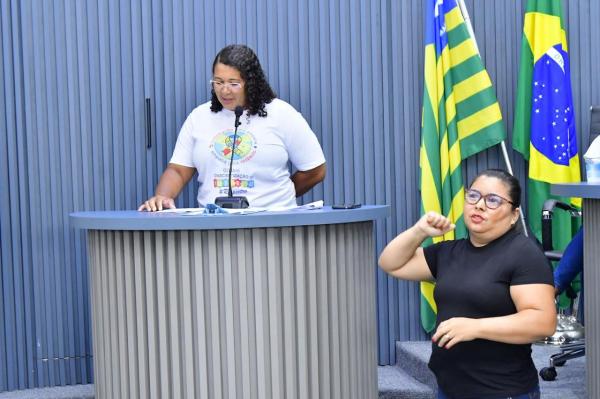 Poder Legislativo de Floriano realiza Ato de Conscientização sobre o Autismo(Imagem:CMF)