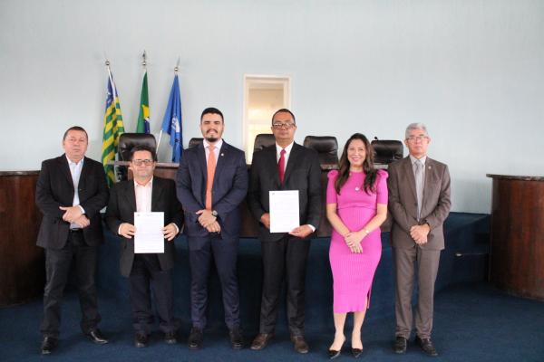 Creci-PI realiza cerim&ocirc;nia de posse de delegado e subdelegado da regi&atilde;o de Floriano(Imagem:Divulga&ccedil;&atilde;o)