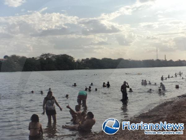 Bandas locais encerraram o 2&ordm; Festival de Ver&atilde;o em Bar&atilde;o de Graja&uacute;.(Imagem:FlorianoNews)