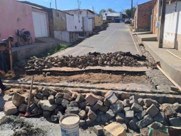 Infraestrutura de Floriano divulga balanço da Operação Tapa-Buracos realizada em novembro(Imagem:Secom)