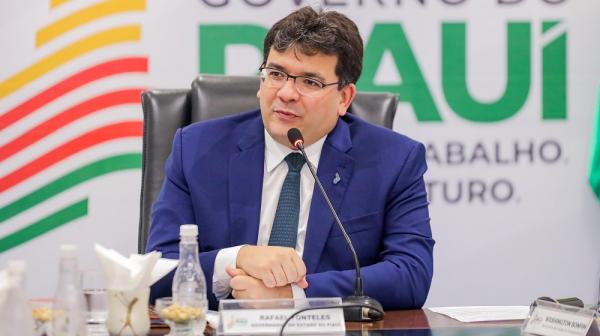 Governador Rafael Fonteles anuncia concurso para a Secretaria da Saúde com 1.000 vagas