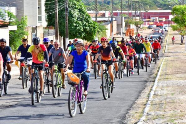 Passeio cicl&iacute;stico de anivers&aacute;rio pelos 126 anos de Floriano foi um sucesso (Imagem:Secom)