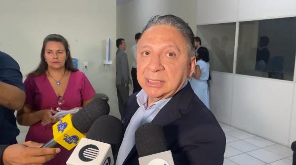 Governo do Piauí congela investimentos com recursos próprios para equilibrar contas