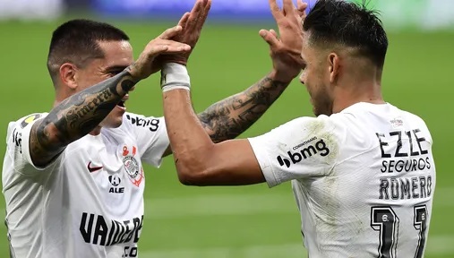 Análise: Corinthians tem carências evidentes, mas estreia em 2024 com pontos positivos