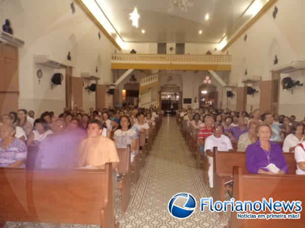 Prociss&atilde;o dos Passos marca a abertura da Semana Santa em Floriano. (Imagem:FlorianoNews)