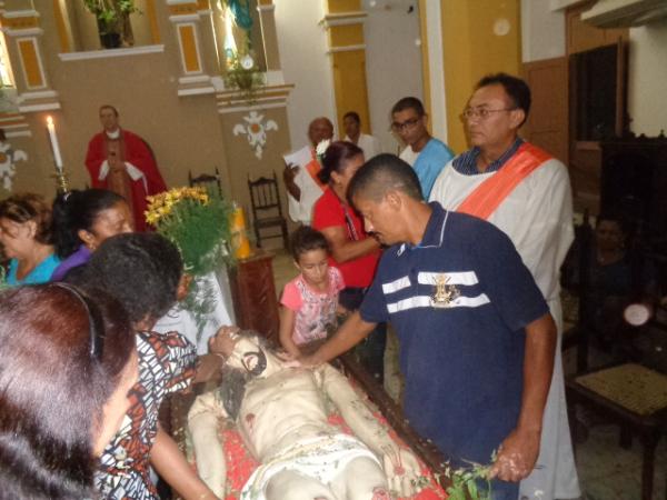 F&eacute; e devo&ccedil;&atilde;o marcam prociss&atilde;o do Senhor Morto em Floriano.(Imagem:FlorianoNews)