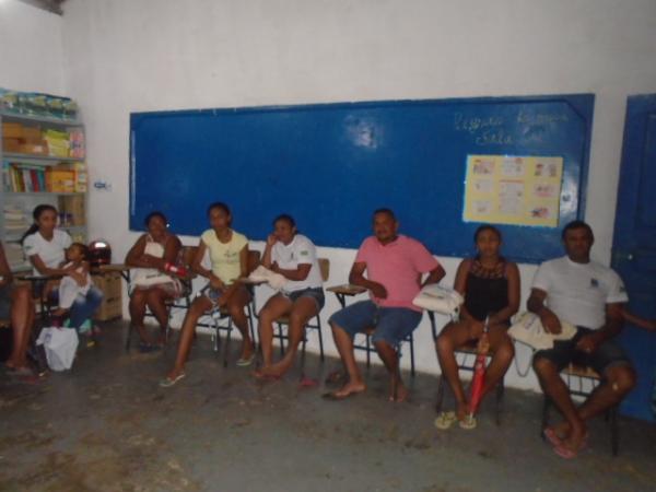Curso sobre Agricultura Familiar &eacute; encerrado com pr&aacute;tica de Apicultura.(Imagem:FlorianoNews)