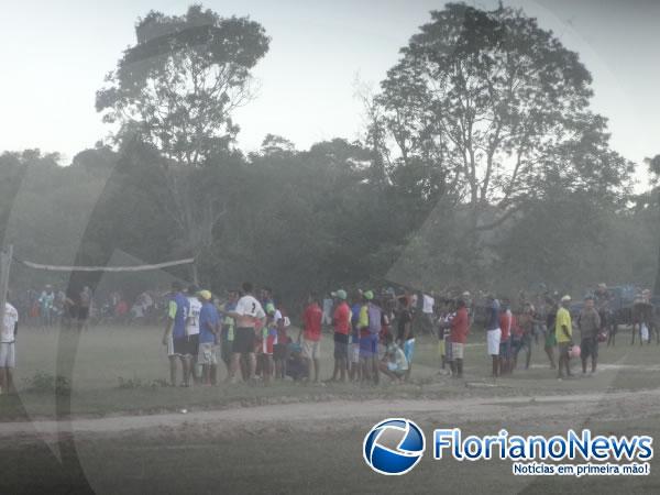 Festa do Vaqueiro animou o s&aacute;bado na localidade Saco.(Imagem:FlorianoNews)