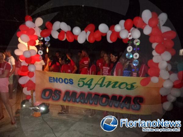 Apresenta&ccedil;&otilde;es culturais marcam primeiro dia de gincana do Col&eacute;gio Estadual.(Imagem:FlorianoNews)