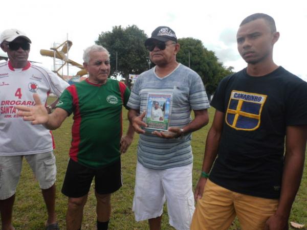 Partida dos Quarent&otilde;es homenageou o desportista Pitica.(Imagem:FlorianoNews)