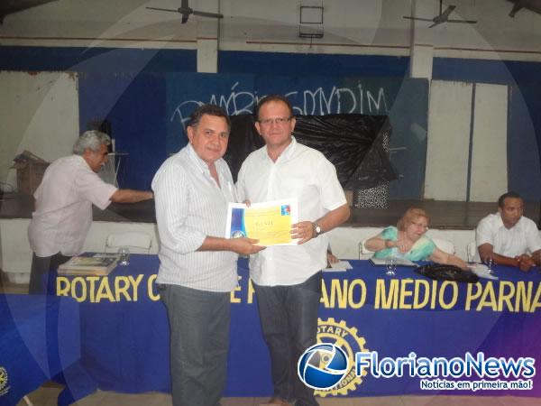 Rotary Club de Floriano confere t&iacute;tulo de associado honor&aacute;rio &agrave; florianenses.(Imagem:FlorianoNews)