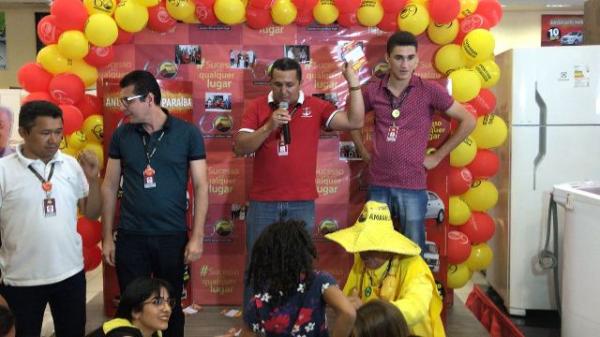 5&deg; sorteio de anivers&aacute;rio do Armaz&eacute;m Para&iacute;ba contempla 10 clientes em Floriano.(Imagem:FlorianoNews)